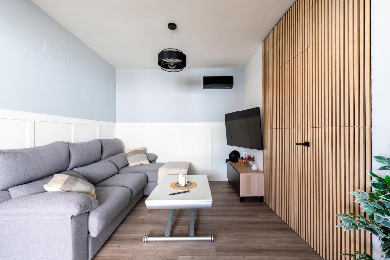 Atico Con Terraza San Juan De La Palma Apartment Sevilla Exterior foto